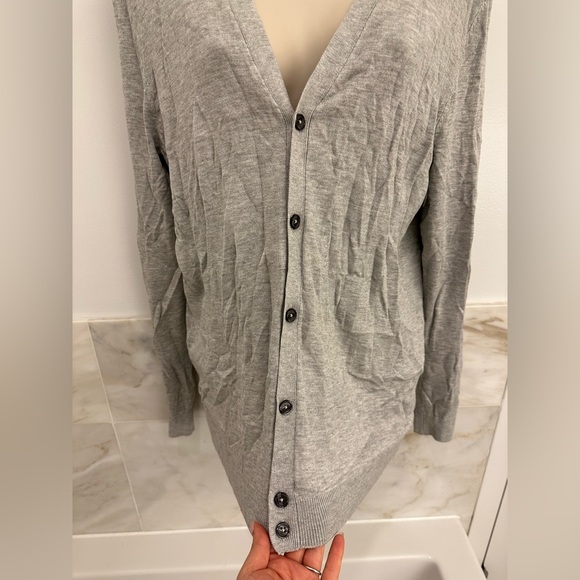 *NWT* ZARA Gray Button-Down Cardigan - Picture 4 of 10